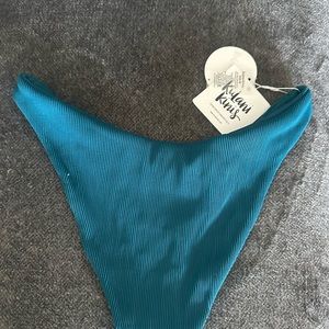 Kulani kini minimal full bottom - color cactus ribbed